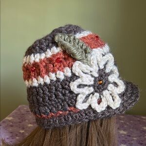 Crochet flower newsboy medium soft acrylic yarn new